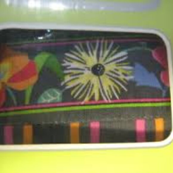 NIB Vera Bradley  What's Cookin' Apron Jazzy Blooms - Picture 2 of 4